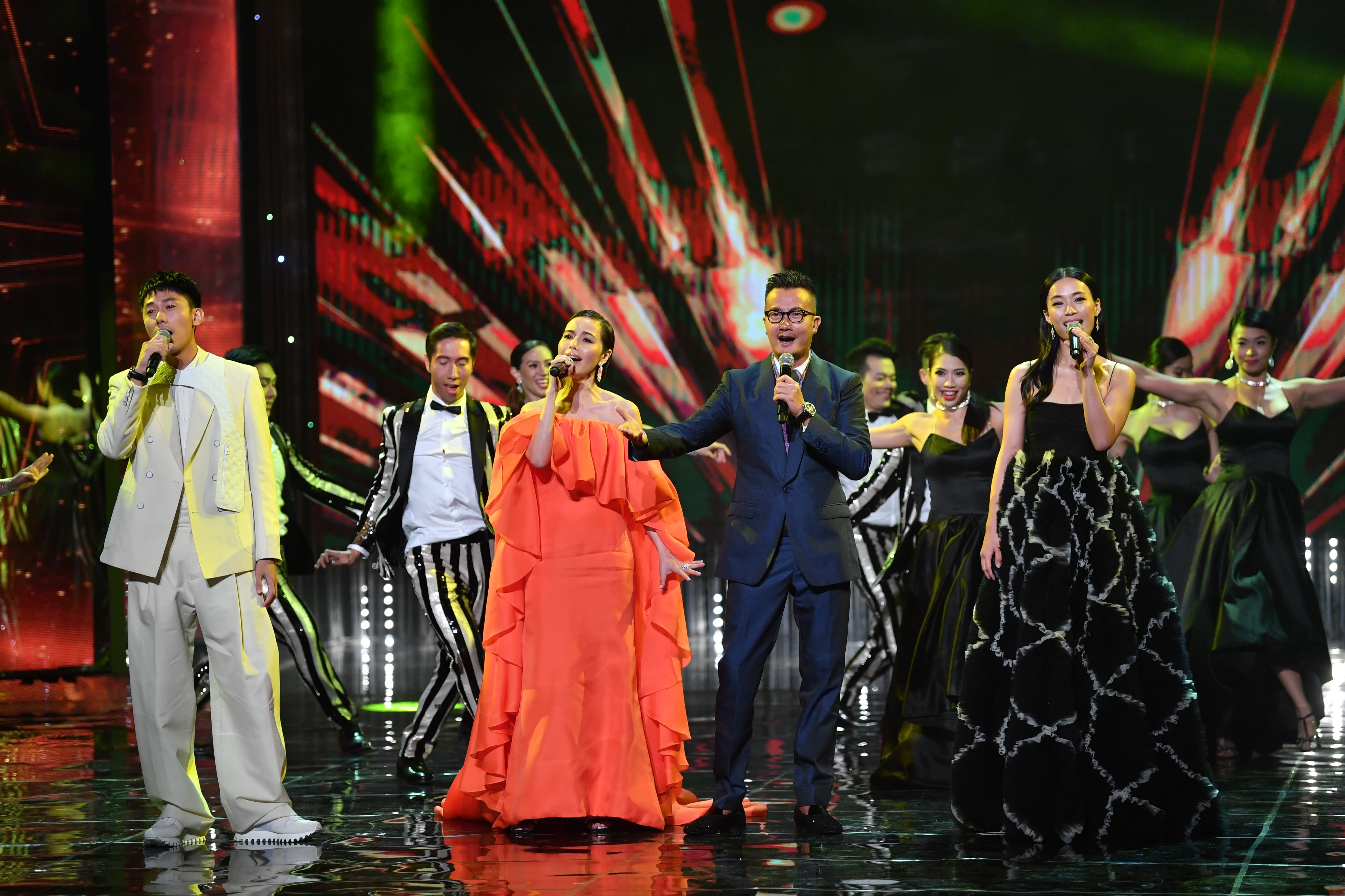 Hits & Misses Of Star Awards 2019 Hits & Misses Of Star Awards 2019