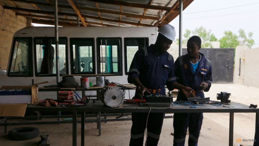 Nigerian entrepreneur builds electric mini-buses in clean energy push Nigerian entrepreneur builds electric mini-buses in clean energy push