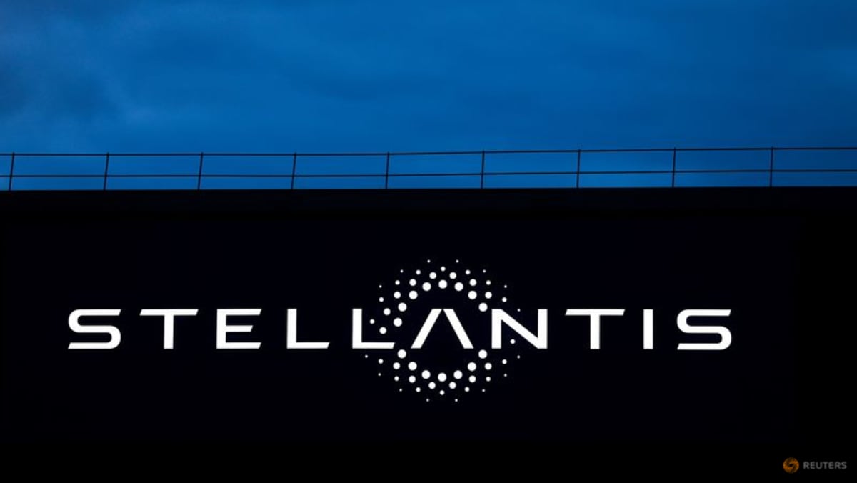 stellantis-and-renault-halt-spanish-assembly-lines-as-chip-shortage-persists