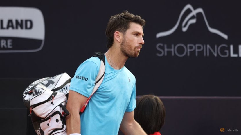 Top seed Alcaraz pulls out of Acapulco with strained hamstring Top seed Alcaraz pulls out of Acapulco with strained hamstring