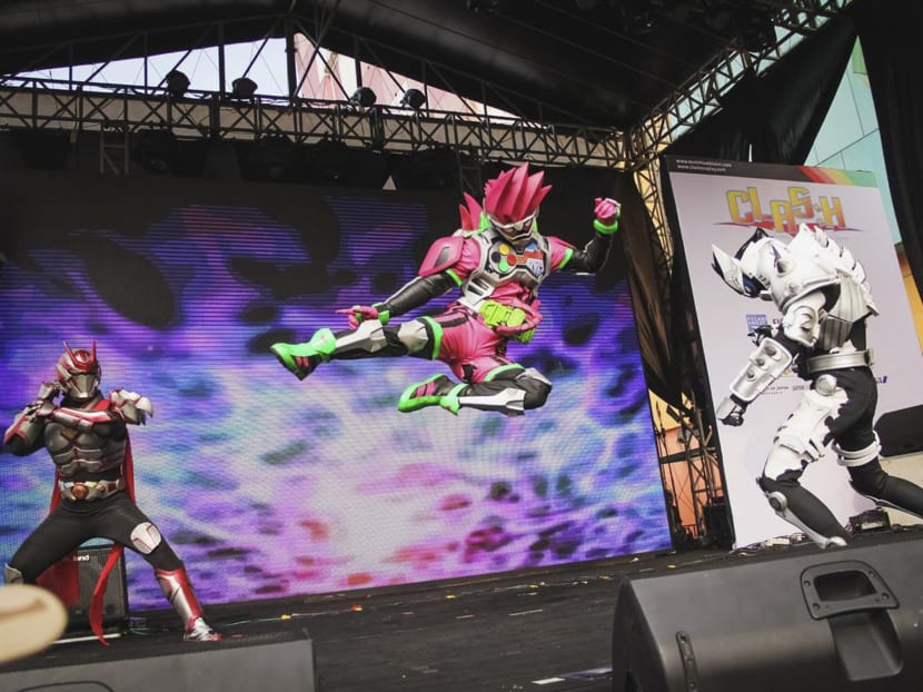 Komutoku members perform in tokusatsu costume at the Jakarta Little Tokyo Ennichisai Festival. Komutoku members perform in tokusatsu costume at the Jakarta Little Tokyo Ennichisai Festival.
