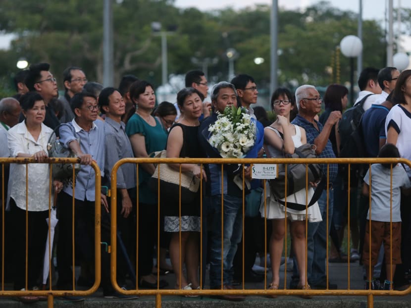 Long queues on Day 3 of public phase of national mourning