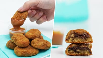 Local Bakery Sells 6-Pc 'Nuggets' With 'Curry Sauce' That's Actually Cookies & Biscoff Dip