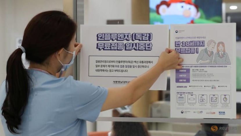 South Korea suspends flu shots in setback for winter COVID-19 preparations South Korea suspends flu shots in setback for winter COVID-19 preparations