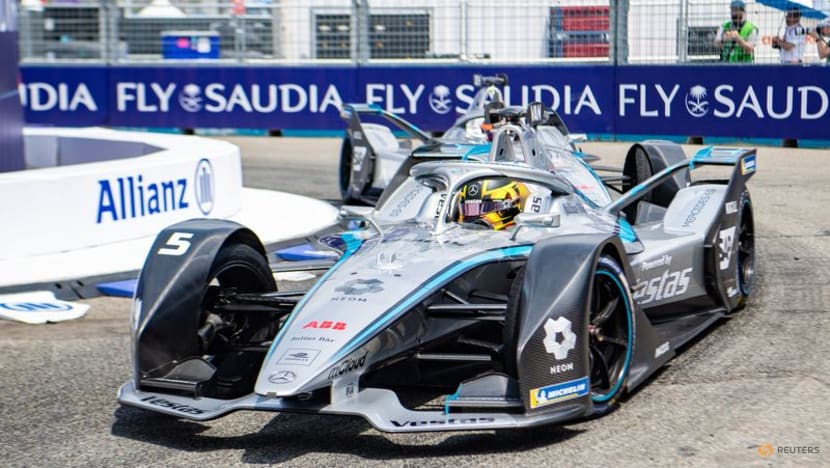 Formula E title goes down to Sunday's finale in Seoul Formula E title goes down to Sunday's finale in Seoul
