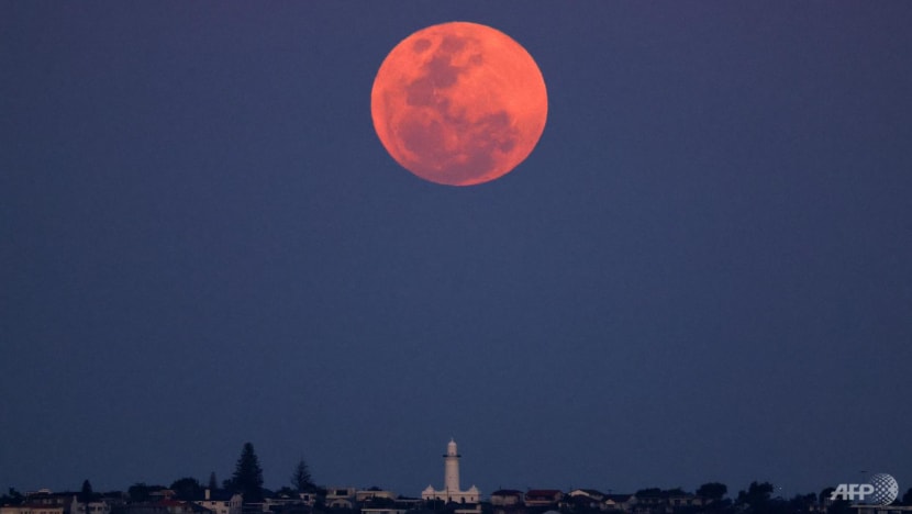 Final supermoon of 2023 illuminates Singapore sky on Mid-Autumn ...