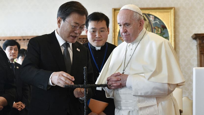 South Korea's President Moon Jae-in meets Pope, urges him to visit North Korea South Korea's President Moon Jae-in meets Pope, urges him to visit North Korea
