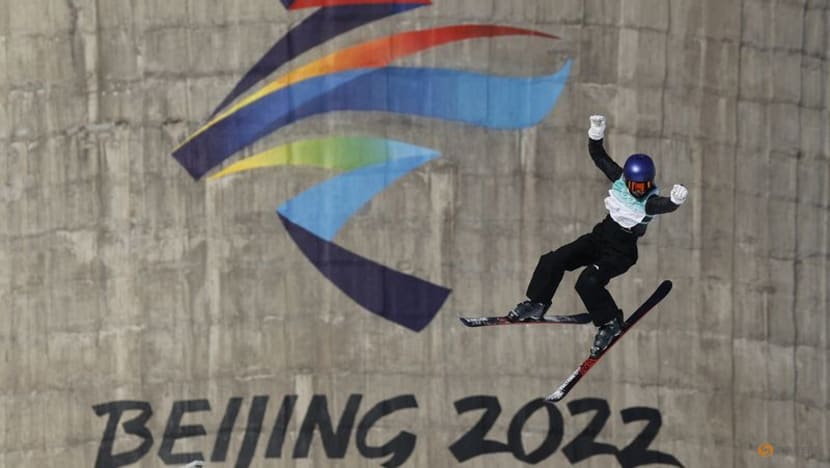 Freestyle skiing: Gu advances to Big Air final, Oldham and Ledeux lead qualifier Freestyle skiing: Gu advances to Big Air final, Oldham and Ledeux lead qualifier