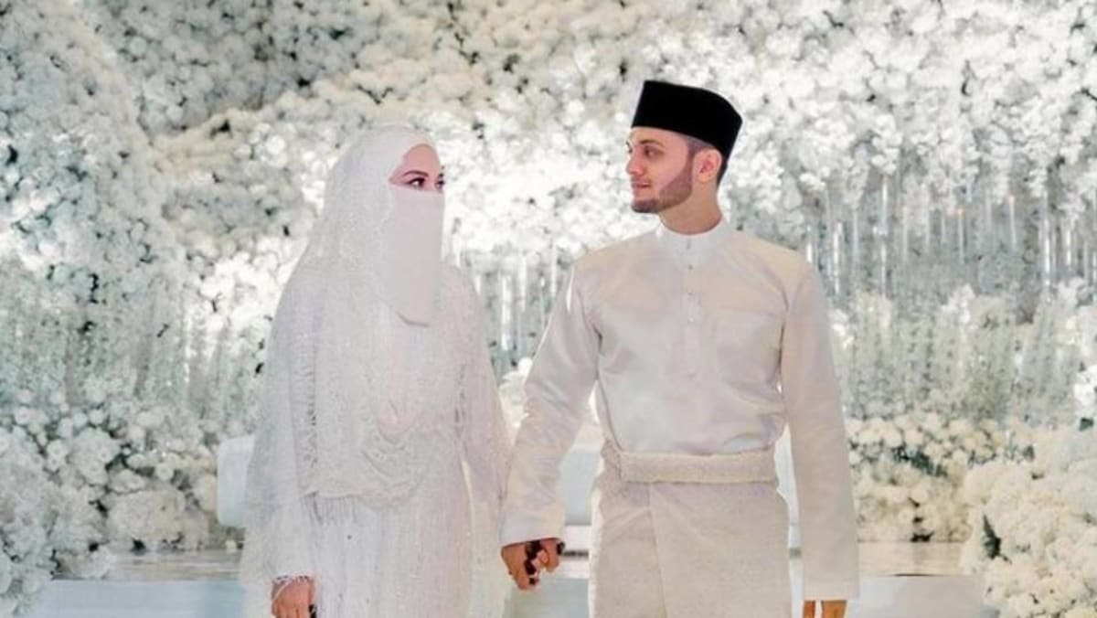 malaysian-celebrity-neelofa-apologises-for-covid-19-breach-during-wedding-trip