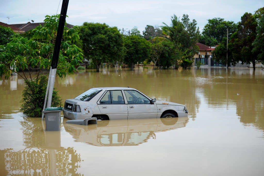 Putrajaya announces S$320 subsidy for repairs of flood-damaged vehicles
