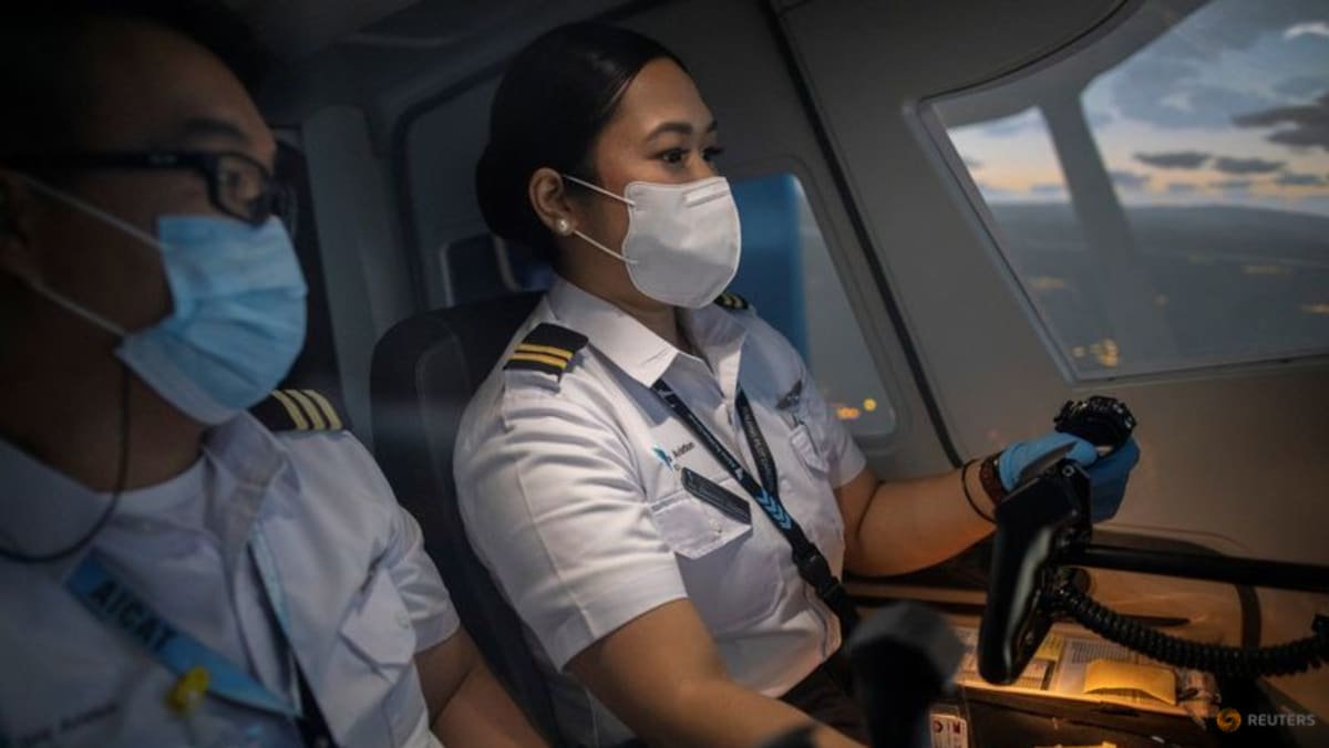 Sekolah penerbangan Filipina menyiapkan rekrutmen saat perjalanan global melihat langit yang lebih cerah