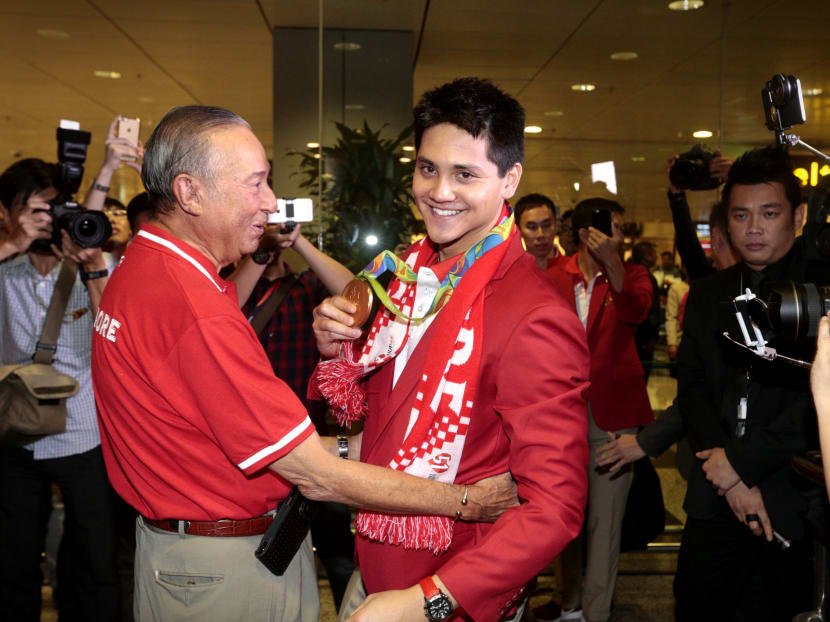 Lord of the butterfly Joseph Schooling feted like a king on return Lord of the butterfly Joseph Schooling feted like a king on return