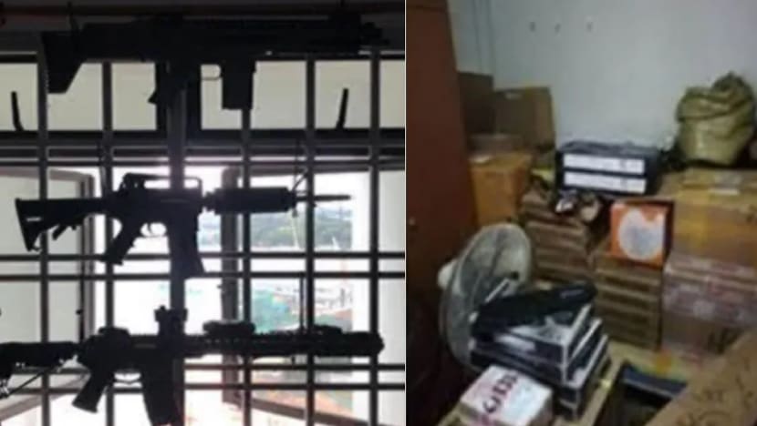 Man on trial for possessing 156 'guns', allegedly asked Grab drivers to transport 'gun' to buyer Man on trial for possessing 156 'guns', allegedly asked Grab drivers to transport 'gun' to buyer