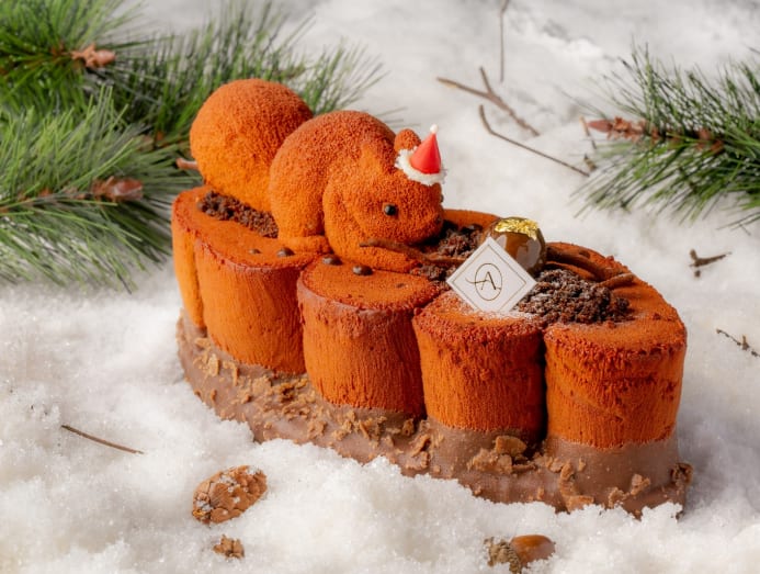 Where to buy pistachio Christmas cakes, tarts and more in Singapore