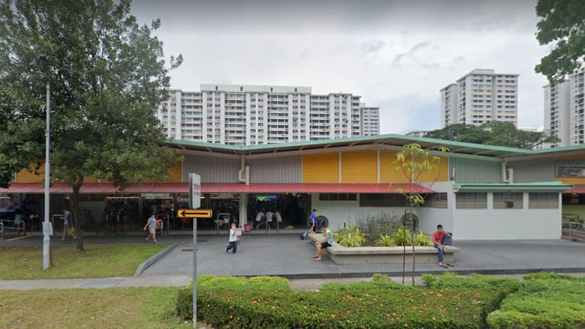 2 men fined for gambling with cards at hawker centre during COVID-19 pandemic, 5 for gathering to watch