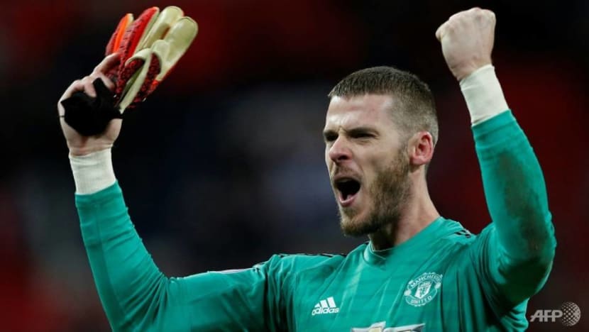 Football: Manchester United keeper De Gea signs new long-term deal Football: Manchester United keeper De Gea signs new long-term deal