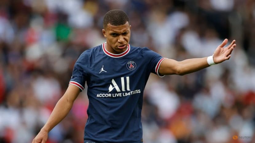 Football: Messi handed first PSG start with Mbappe and Neymar Football: Messi handed first PSG start with Mbappe and Neymar