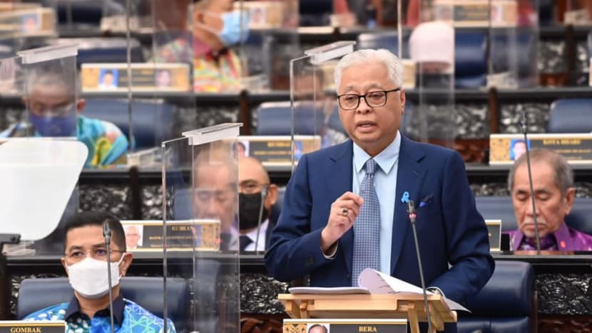 Malaysia’s borders to reopen on Apr 1 as country begins transition to COVID-19 endemic phase: PM Ismail Sabri Malaysia’s borders to reopen on Apr 1 as country begins transition to COVID-19 endemic phase: PM Ismail Sabri