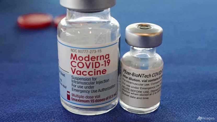 Vaksin bivalen COVID-19 Moderna tiba jelang akhir Sep; dos Pfizer sedang dinilai: Ong Ye Kung