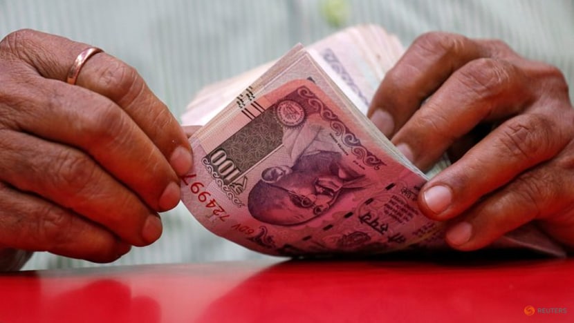 New Delhi to tap brakes on capex growth, key subsidies - Reuters poll New Delhi to tap brakes on capex growth, key subsidies - Reuters poll