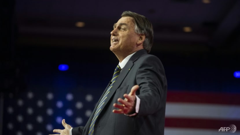 Bolsonaro announces return to Brazil on Mar 30 Bolsonaro announces return to Brazil on Mar 30