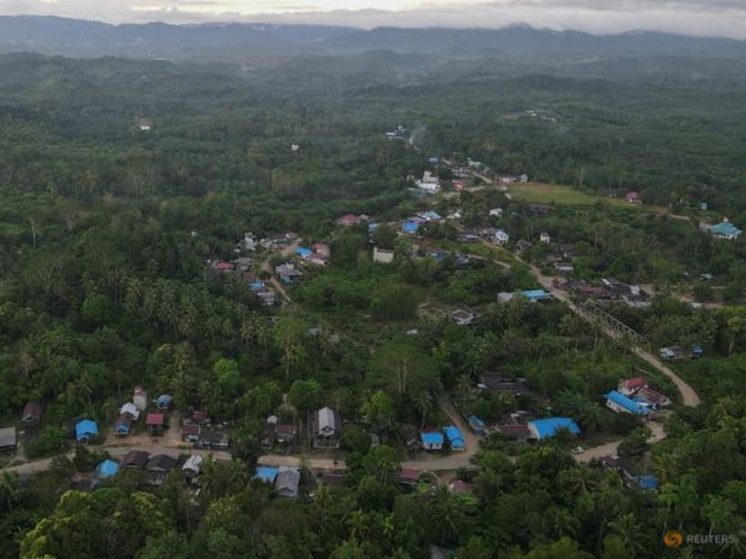 Some cash in on land boom near Indonesia's new capital, others despondent Some cash in on land boom near Indonesia's new capital, others despondent