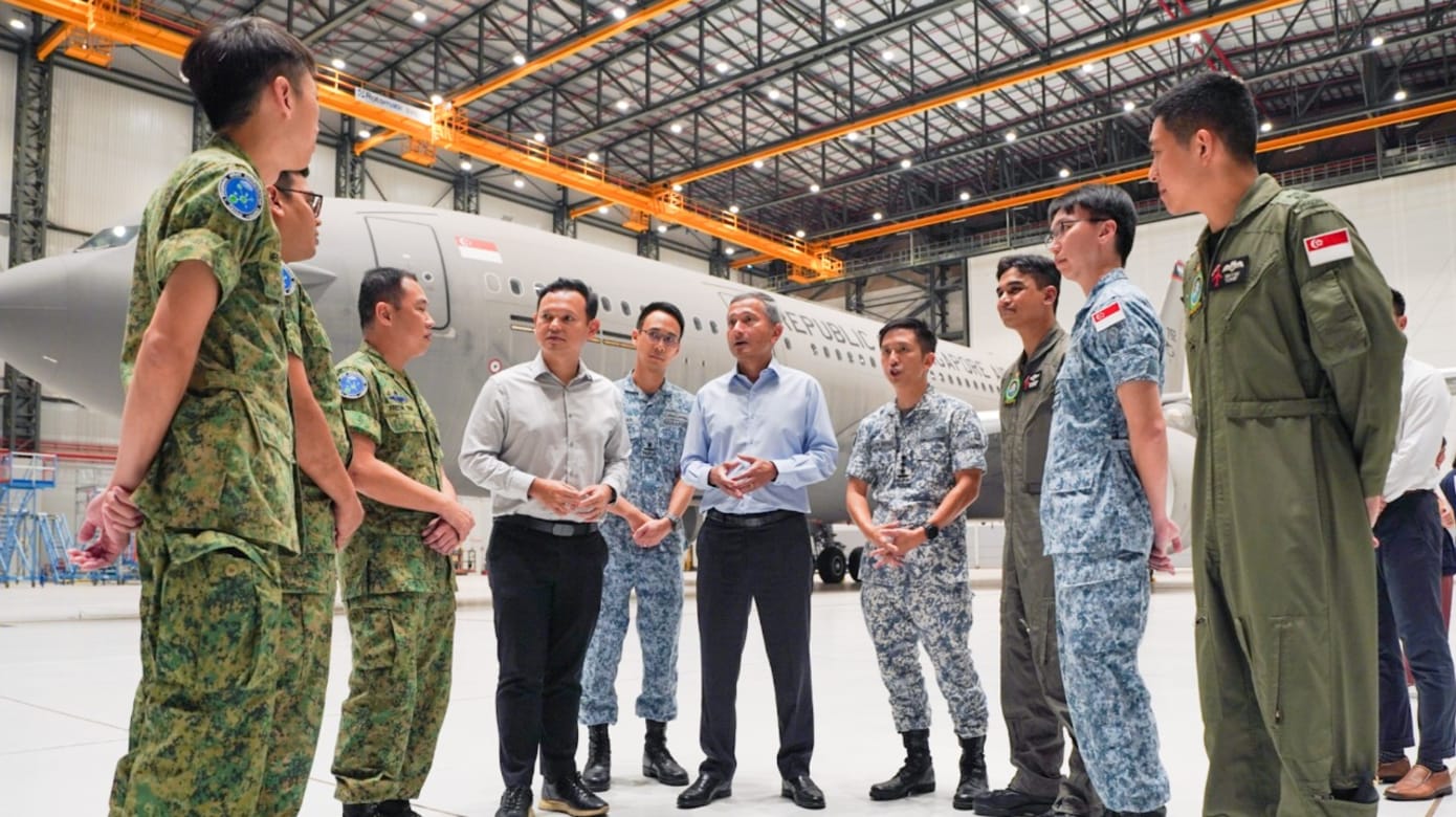 我国空军部队运输机凌晨飞往埃及 运送物资给卡萨平民