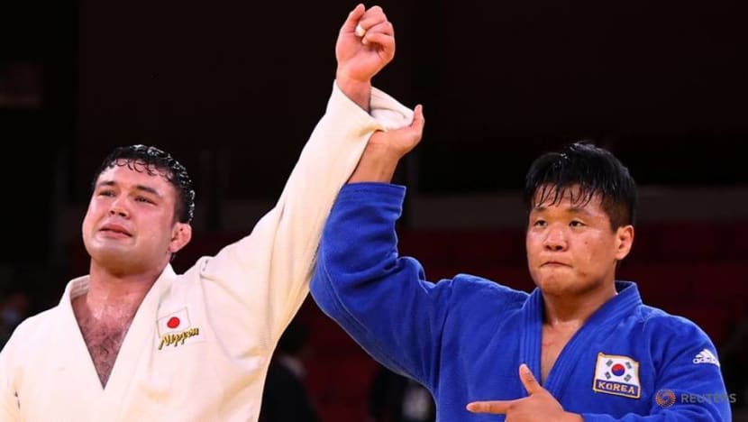 Olympics-Judo-Japanese judoka Wolf wins gold in men's -100 kg category in Tokyo Olympics-Judo-Japanese judoka Wolf wins gold in men's -100 kg category in Tokyo