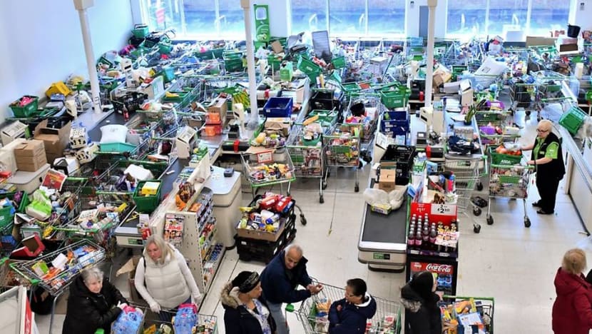 10 more people die in UK from coronavirus 10 more people die in UK from coronavirus