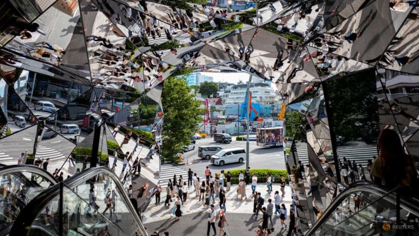 Top Japan adviser blasts visit by IOC's Bach as COVID curbs expand Top Japan adviser blasts visit by IOC's Bach as COVID curbs expand