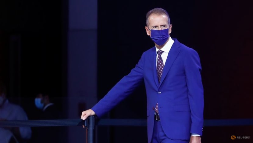 Volkswagen CEO defends operations in China's Xinjiang, Handelsblatt reports Volkswagen CEO defends operations in China's Xinjiang, Handelsblatt reports