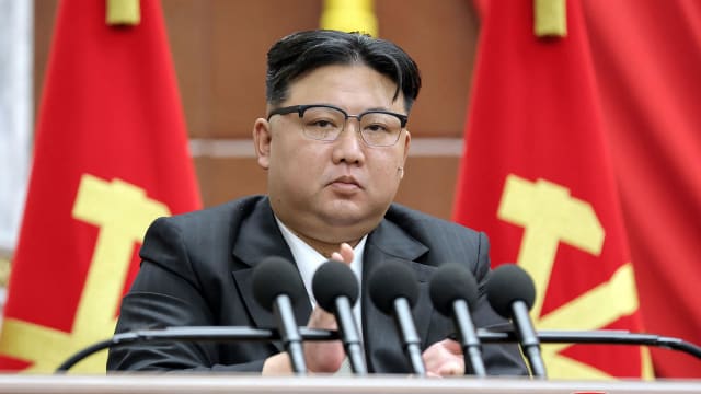 金正恩：韩国是朝鲜主要敌人