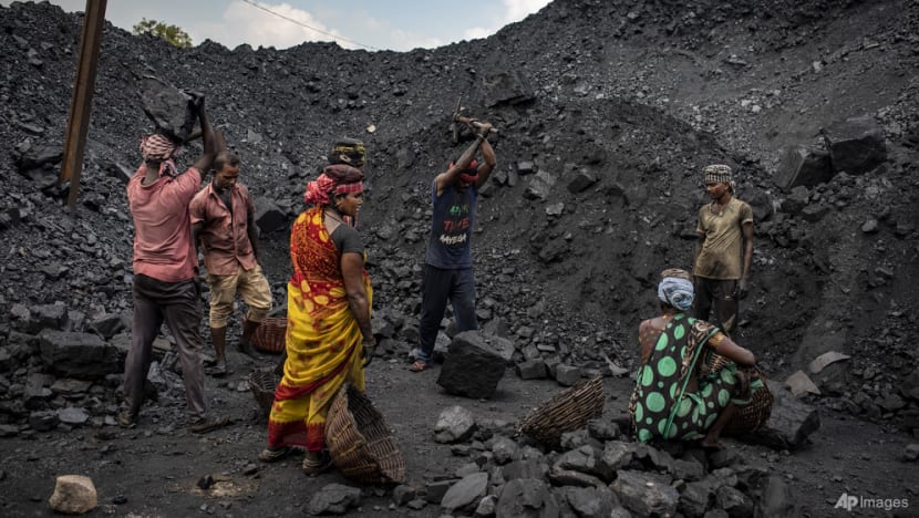 As heat cuts power in India's 'coal capital', locals seek fair energy share As heat cuts power in India's 'coal capital', locals seek fair energy share