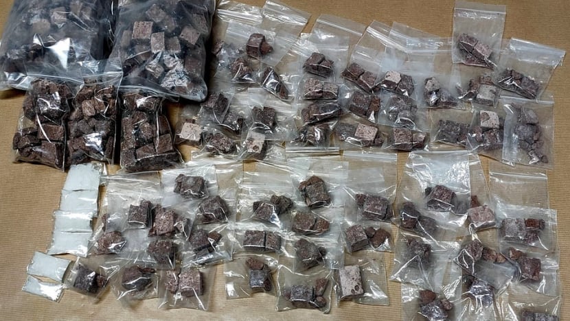 2 arrested for suspected drug activities, 3kg of heroin seized at Jalan Sultan hotel 2 arrested for suspected drug activities, 3kg of heroin seized at Jalan Sultan hotel