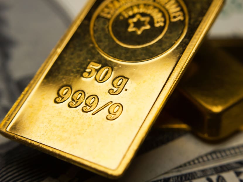 Investing in gold in times of uncertainty: Is it worth doing it?