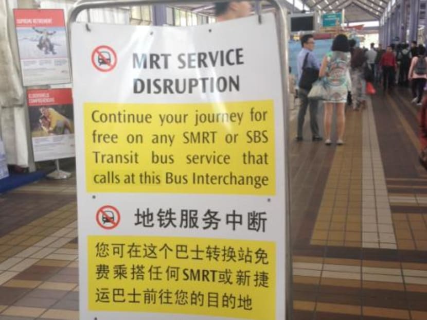 A sign of the MRT service disruption in Yishun Interchange on Jan 20, 2014. Photo: Mysara Aljaru