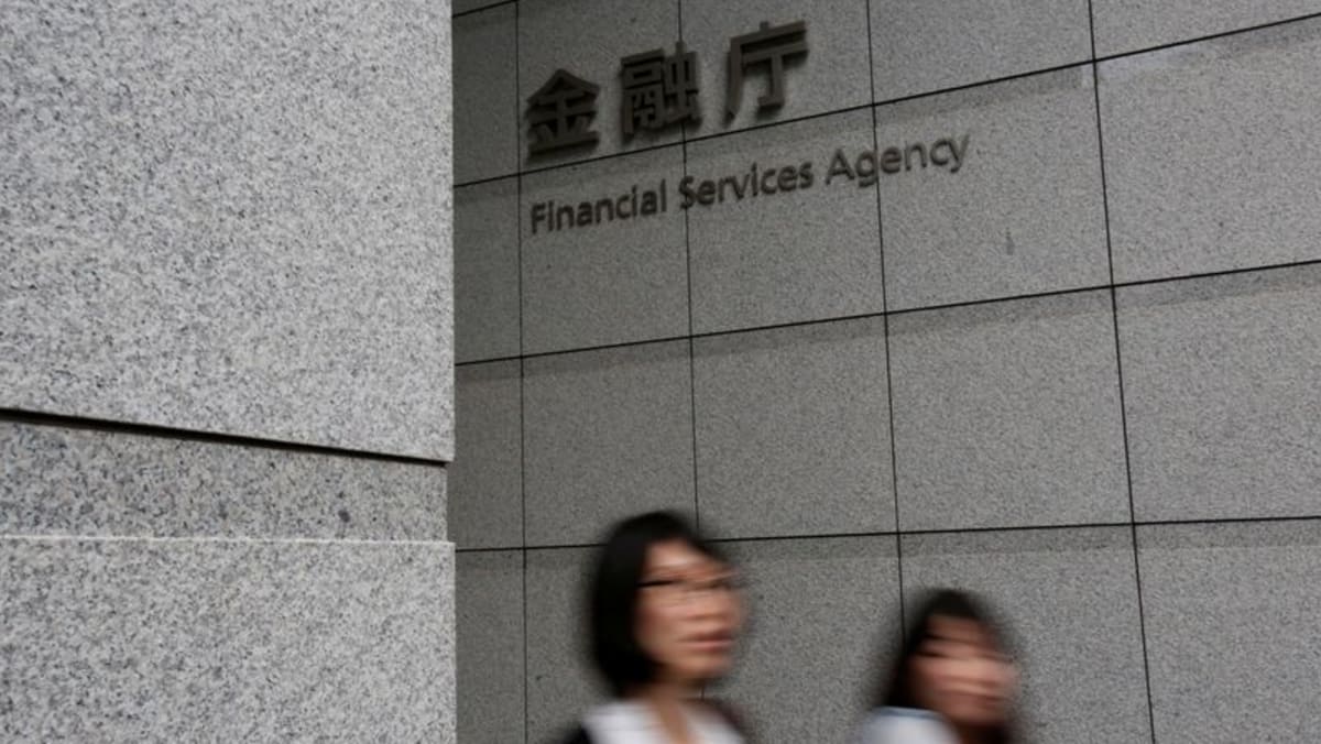 Regulator Jepang sedang menjajaki cara untuk meningkatkan leverage