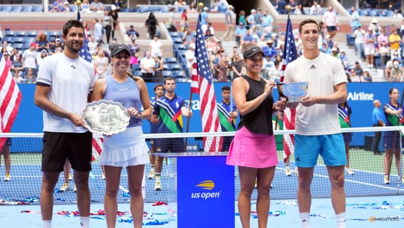 Tennis:
Salisbury and Krawczyk reunited to claim US
Open mixed doubles Tennis:
Salisbury and Krawczyk reunited to claim US
Open mixed doubles