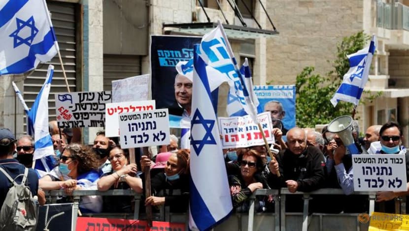 Israel's Netanyahu, saying he's 'standing tall', goes on trial on corruption charges Israel's Netanyahu, saying he's 'standing tall', goes on trial on corruption charges