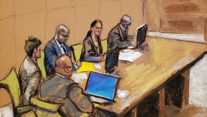 R&B singer R Kelly faces prospective jurors for sex abuse trial R&B singer R Kelly faces prospective jurors for sex abuse trial