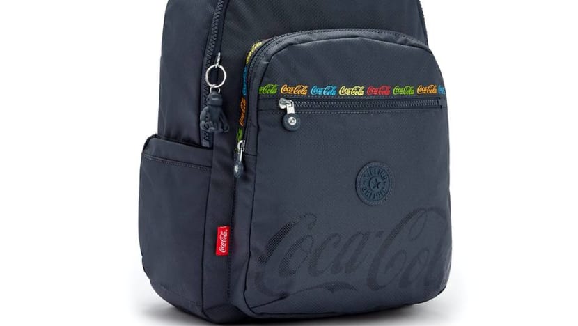 Kipling coca deals cola bag