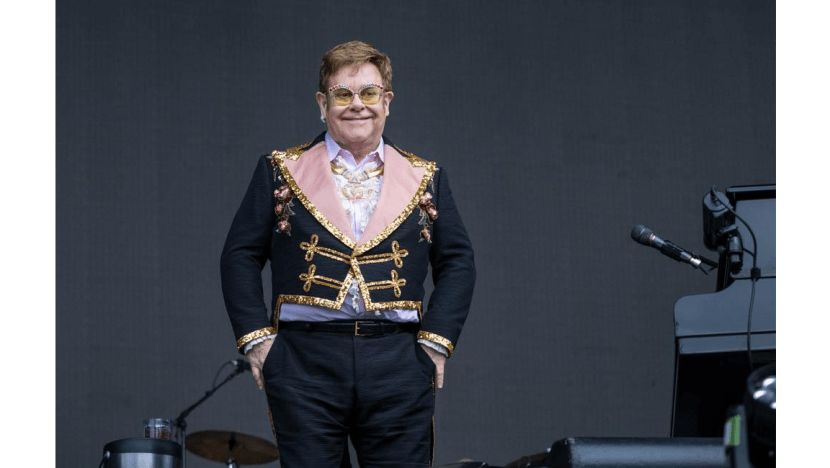 Sir Elton John halts gig half way through after losing voice
