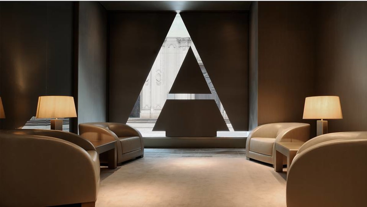 Giorgio armani hotel outlet