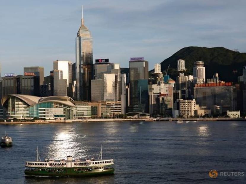 Launch of Singapore-Hong Kong air travel bubble attracts travellers, flights 'selling fast' Launch of Singapore-Hong Kong air travel bubble attracts travellers, flights 'selling fast'