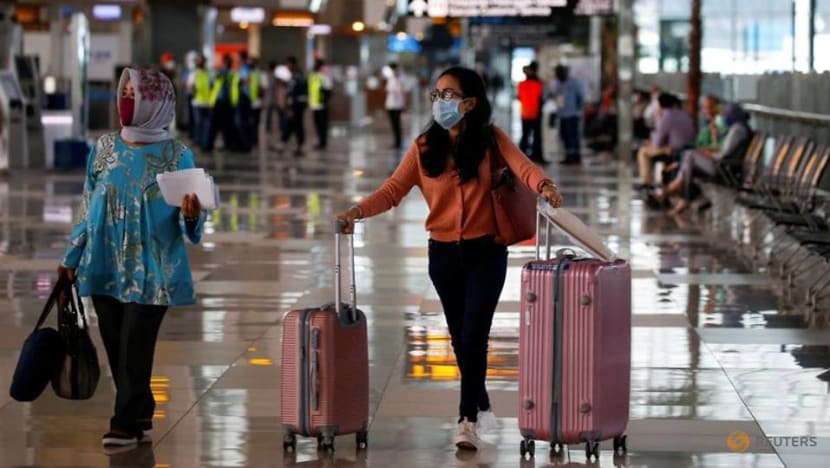 Electronic visas, special counters at Jakarta and Batam among Indonesia's measures for proposed green lane with Singapore Electronic visas, special counters at Jakarta and Batam among Indonesia's measures for proposed green lane with Singapore