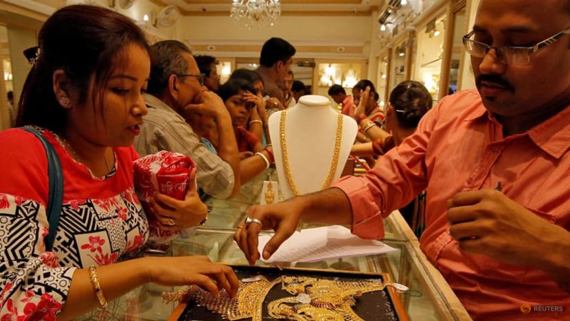 Exclusive-Banks divert gold supply from India to China, Turkey - sources Exclusive-Banks divert gold supply from India to China, Turkey - sources