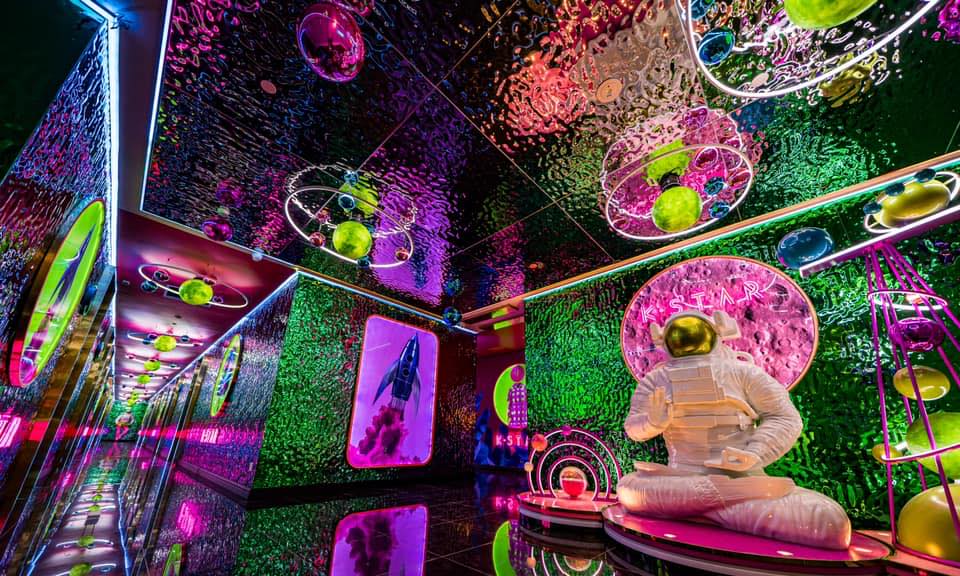 KTV Outlets In Singapore That Are Now Open (Some Until 1am) — So You Can Take Pics, Eat, Celebrate Birthdays. But No Singing, Please KTV Outlets In Singapore That Are Now Open (Some Until 1am) — So You Can Take Pics, Eat, Celebrate Birthdays. But No Singing, Please