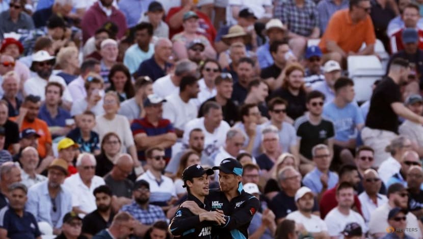 New Zealand beat England to tie T20I series 2-2  