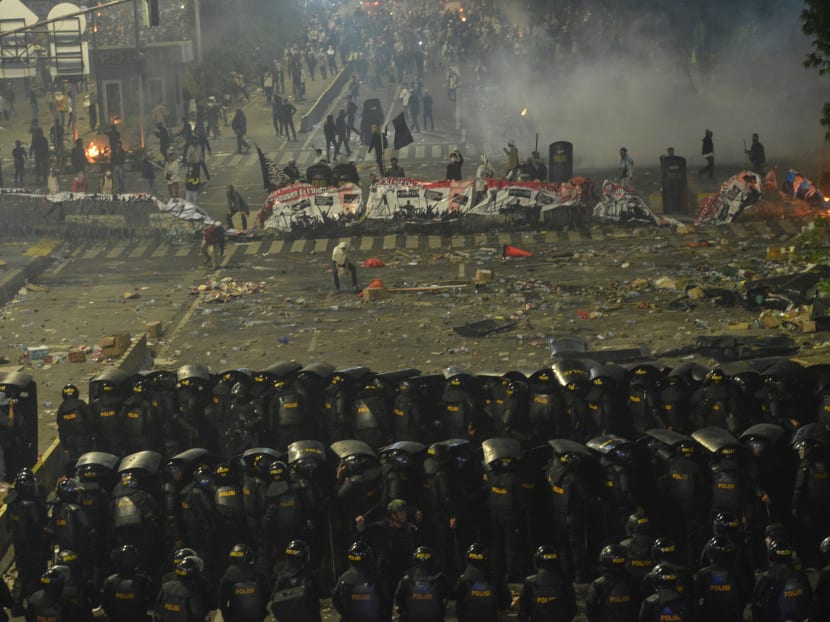 The violent trajectory of Islamism in Indonesia The violent trajectory of Islamism in Indonesia