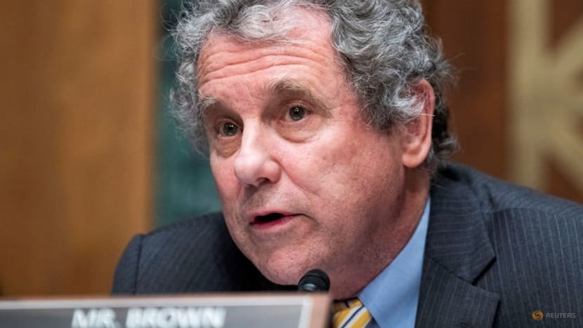 US senator urges legislation after FTX collapse US senator urges legislation after FTX collapse